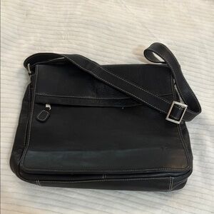 Frye Black Leather Shoulder Bag